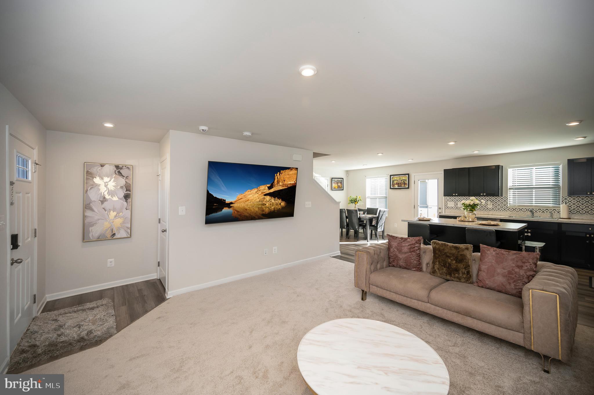 KENDALL HILLS - Residential