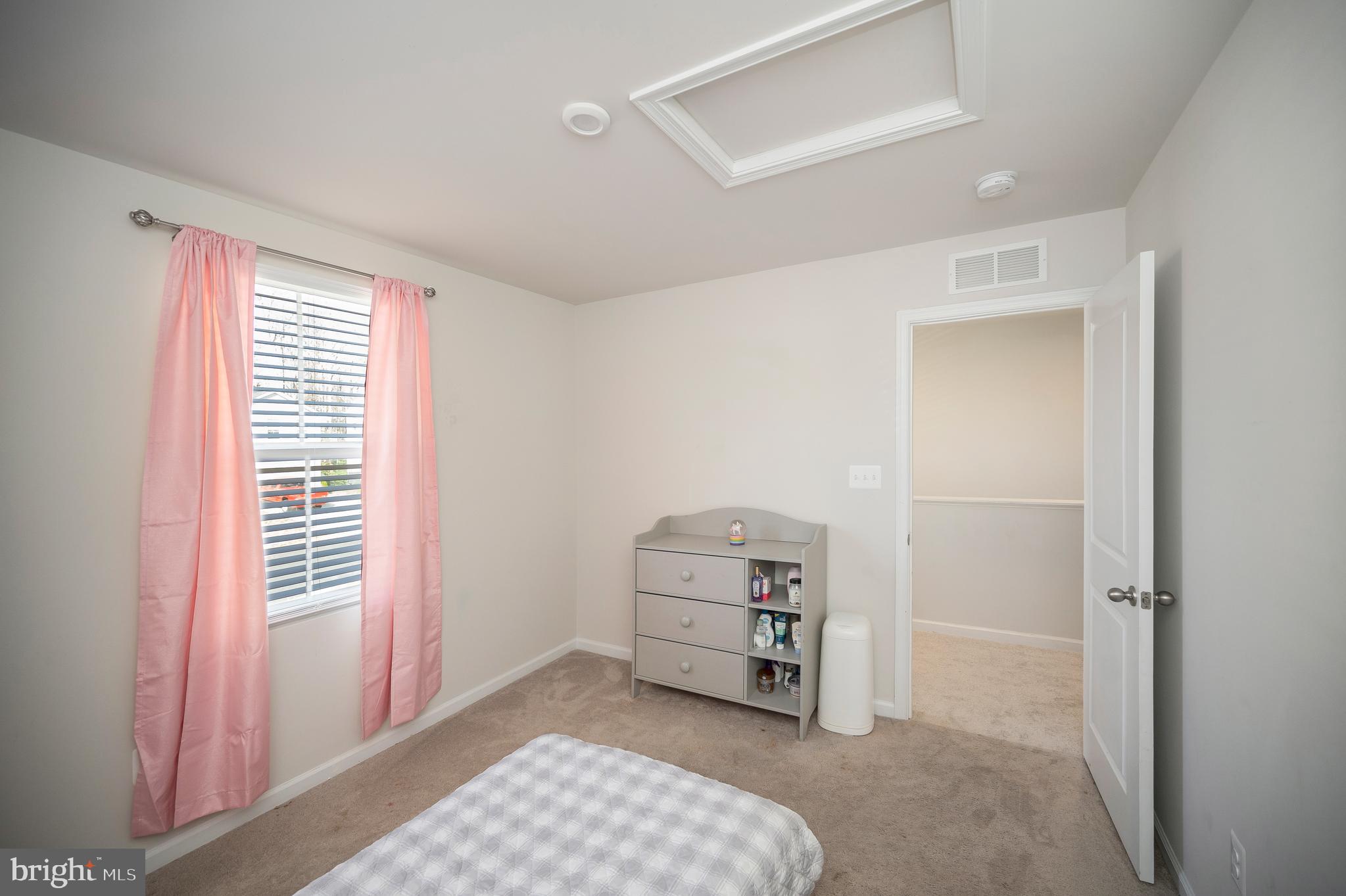 KENDALL HILLS - Residential