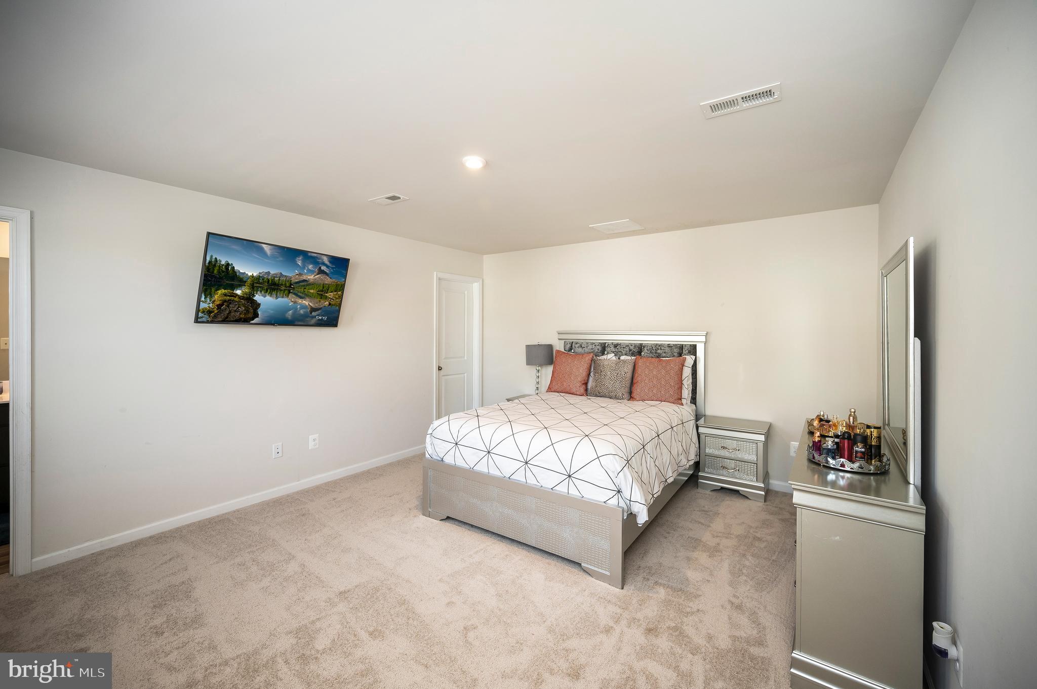 KENDALL HILLS - Residential