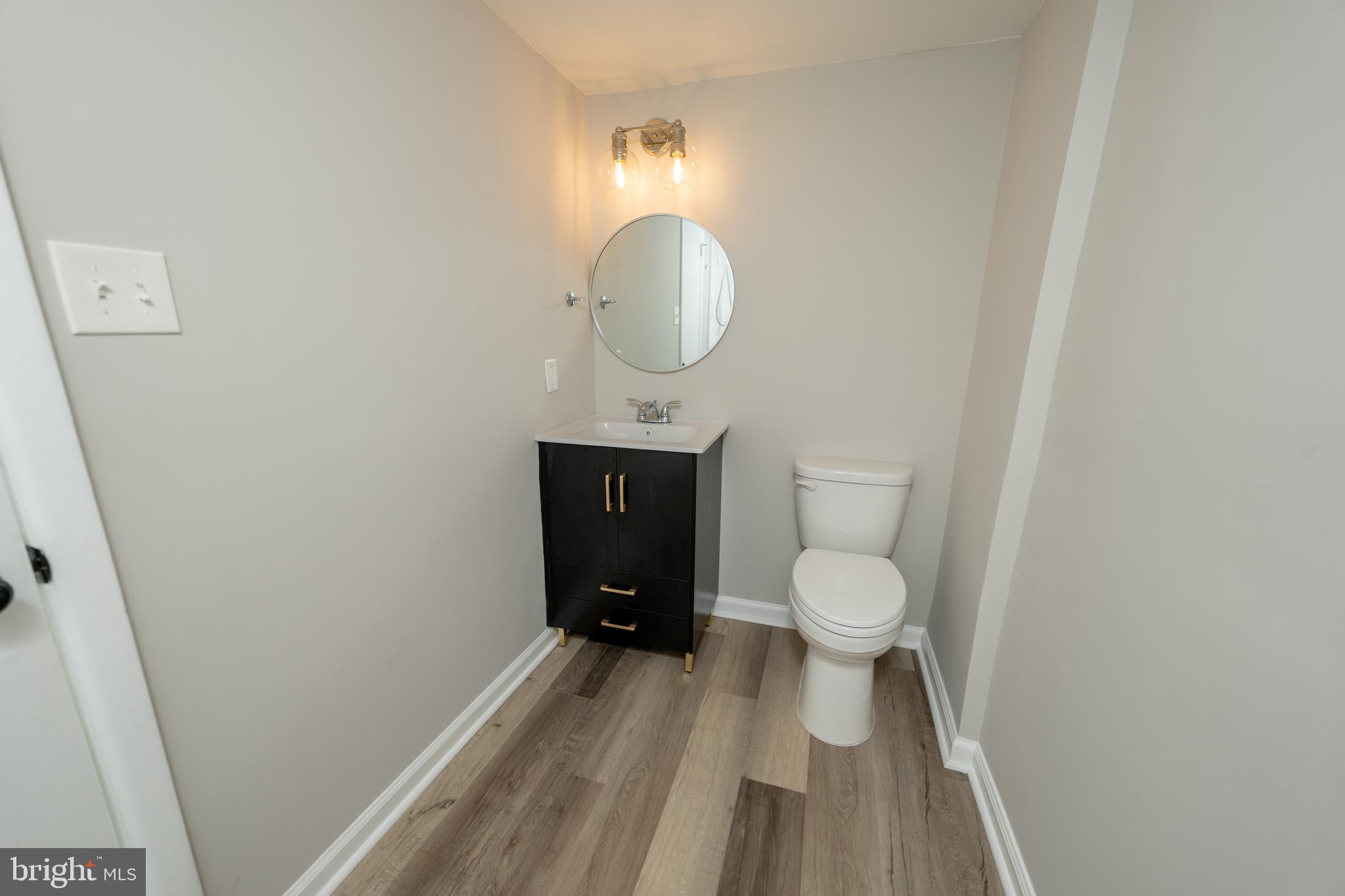 WARRENTON LAKES - Residential