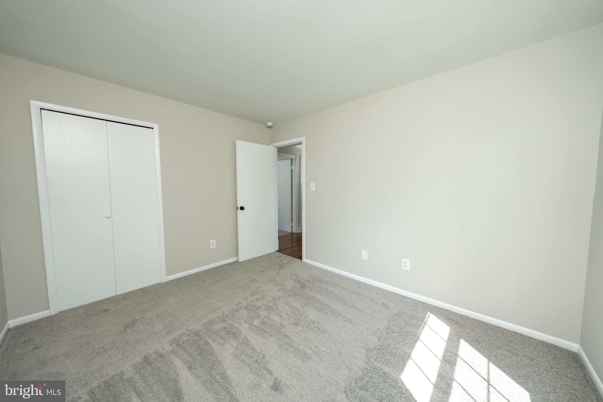 WARRENTON LAKES - Residential