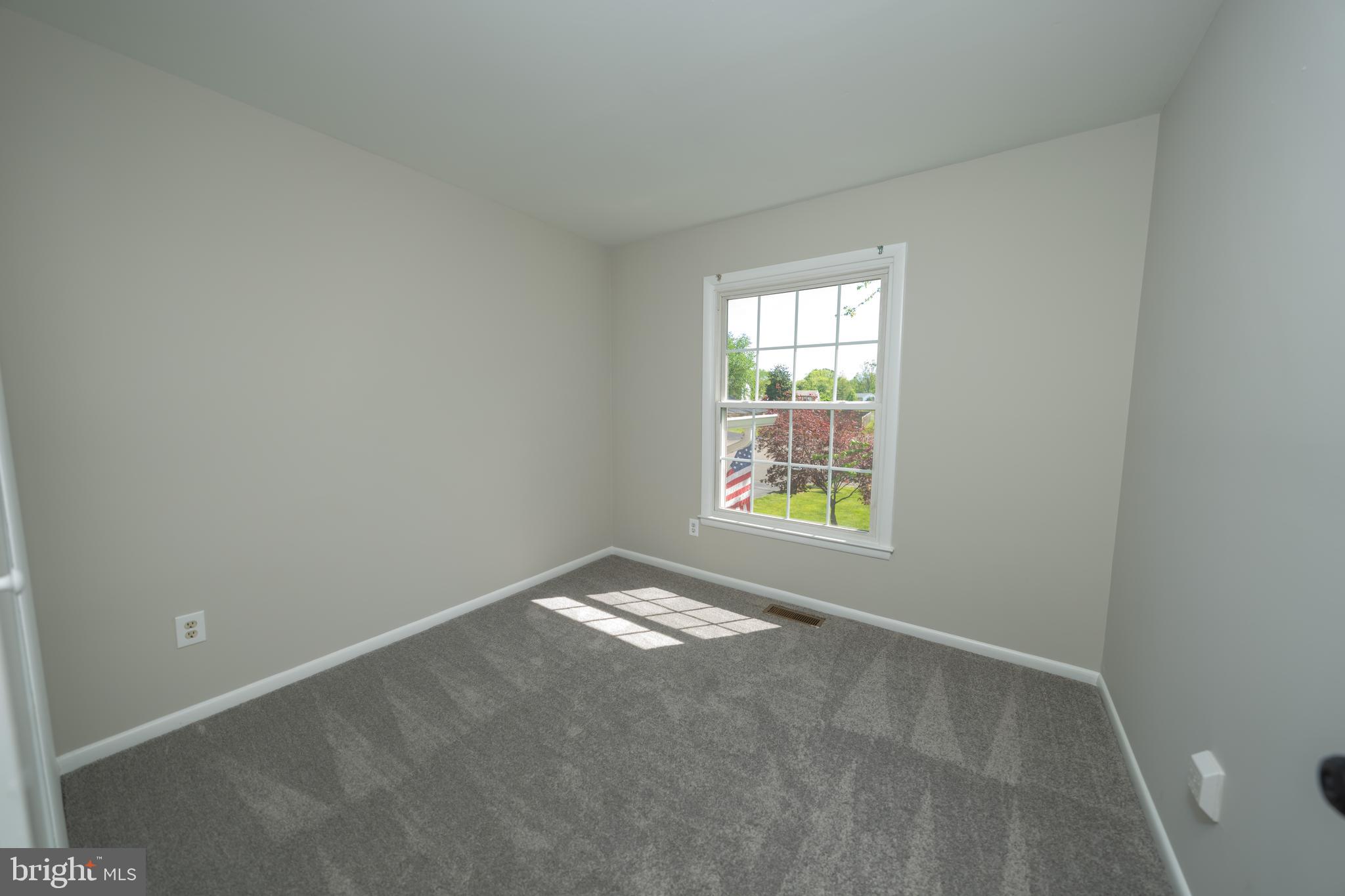 WARRENTON LAKES - Residential