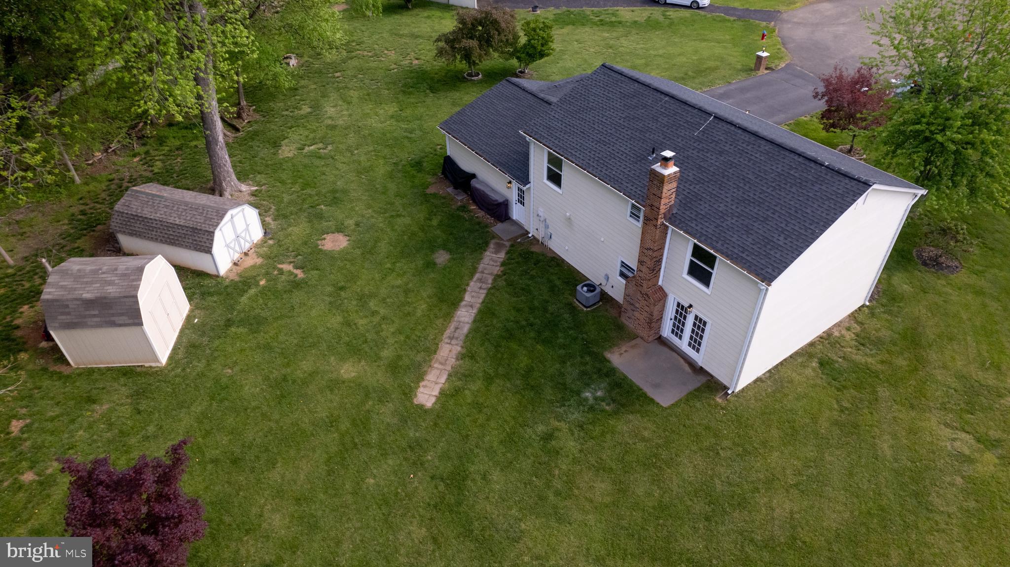 WARRENTON LAKES - Residential