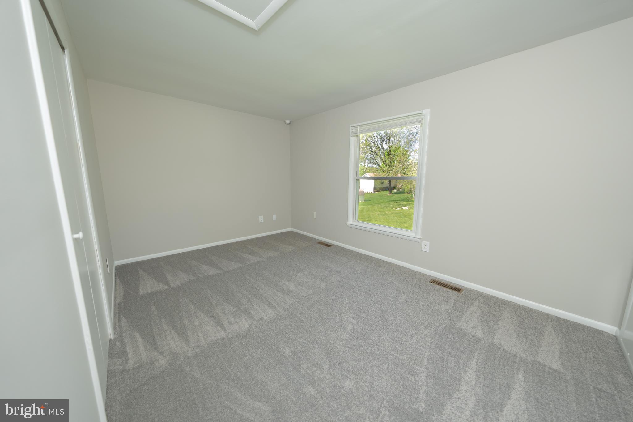 WARRENTON LAKES - Residential