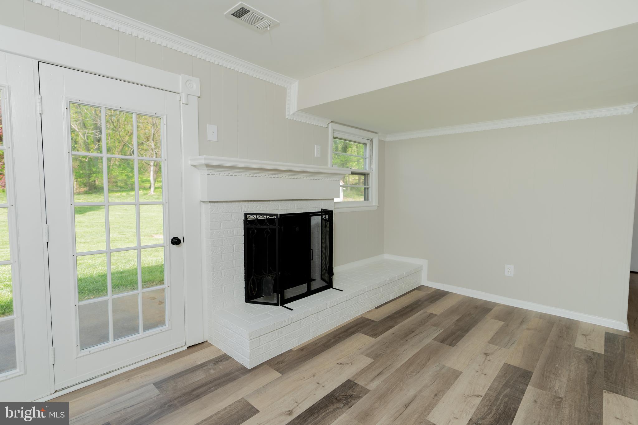 WARRENTON LAKES - Residential