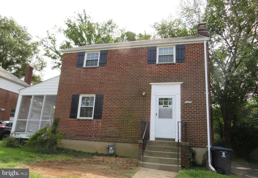 CHARMING 3 FINISHED LEVEL SINGLE FAMILY HOME IN ARLINGTON FOREST - DRIVEWAY - GLEAMING HARDWOODS - LIVING ROOM WITH WOOD BURNING FIREPLACE AND MANTLE - SEPARATE DINING ROOM - FRENCH DOORS TO SCREENED IN PORCH -  3 BEDROOMS AND FULL BATH UPSTAIRS - FINISHED BASEMENT WITH SPACIOUS REC ROOM AND STORAGE. WASHER AND DRYER CONVEY -  640 + CREDIT SCORES - CLEAR BACKGROUND CHECK - GOOD RENTAL HISTORY WITH NO LATE PAYMENTS - $50.00 APP FEE- $44.95 MONTHLY RESIDENTS BENEFITS PACKAGE.