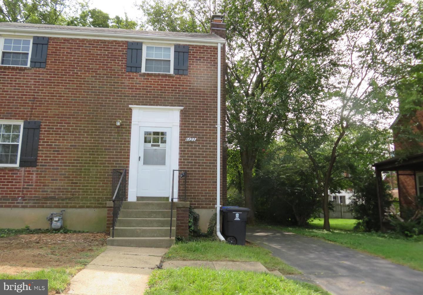 ARLINGTON FOREST - Residential Lease