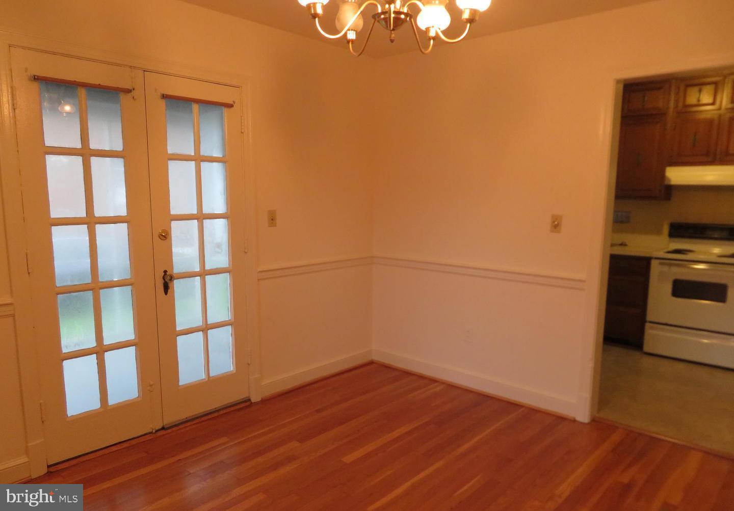 ARLINGTON FOREST - Residential Lease