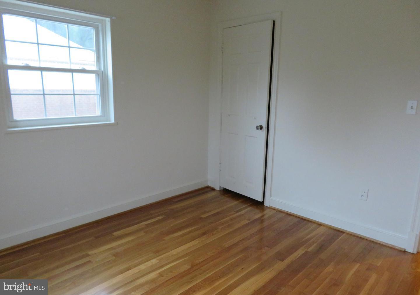 ARLINGTON FOREST - Residential Lease