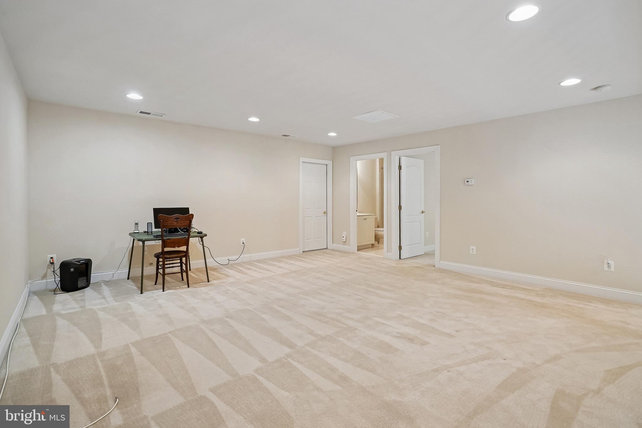 REGENCY AT DOMINION VALLEY - Residential