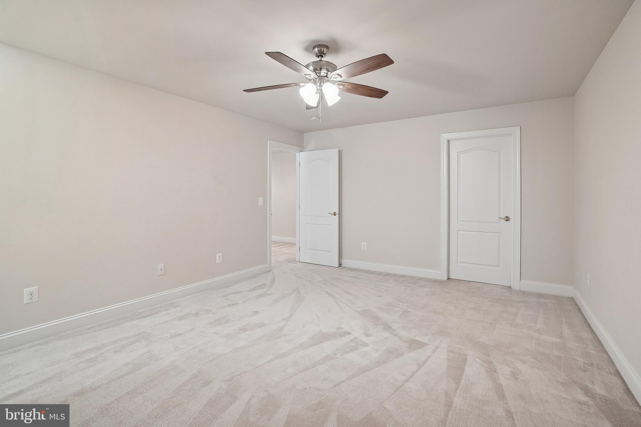 REGENCY AT DOMINION VALLEY - Residential