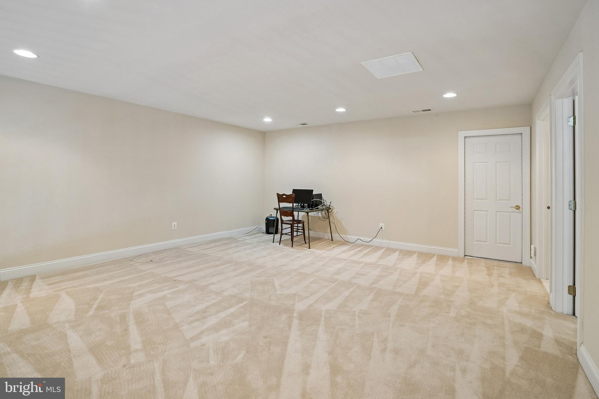 REGENCY AT DOMINION VALLEY - Residential