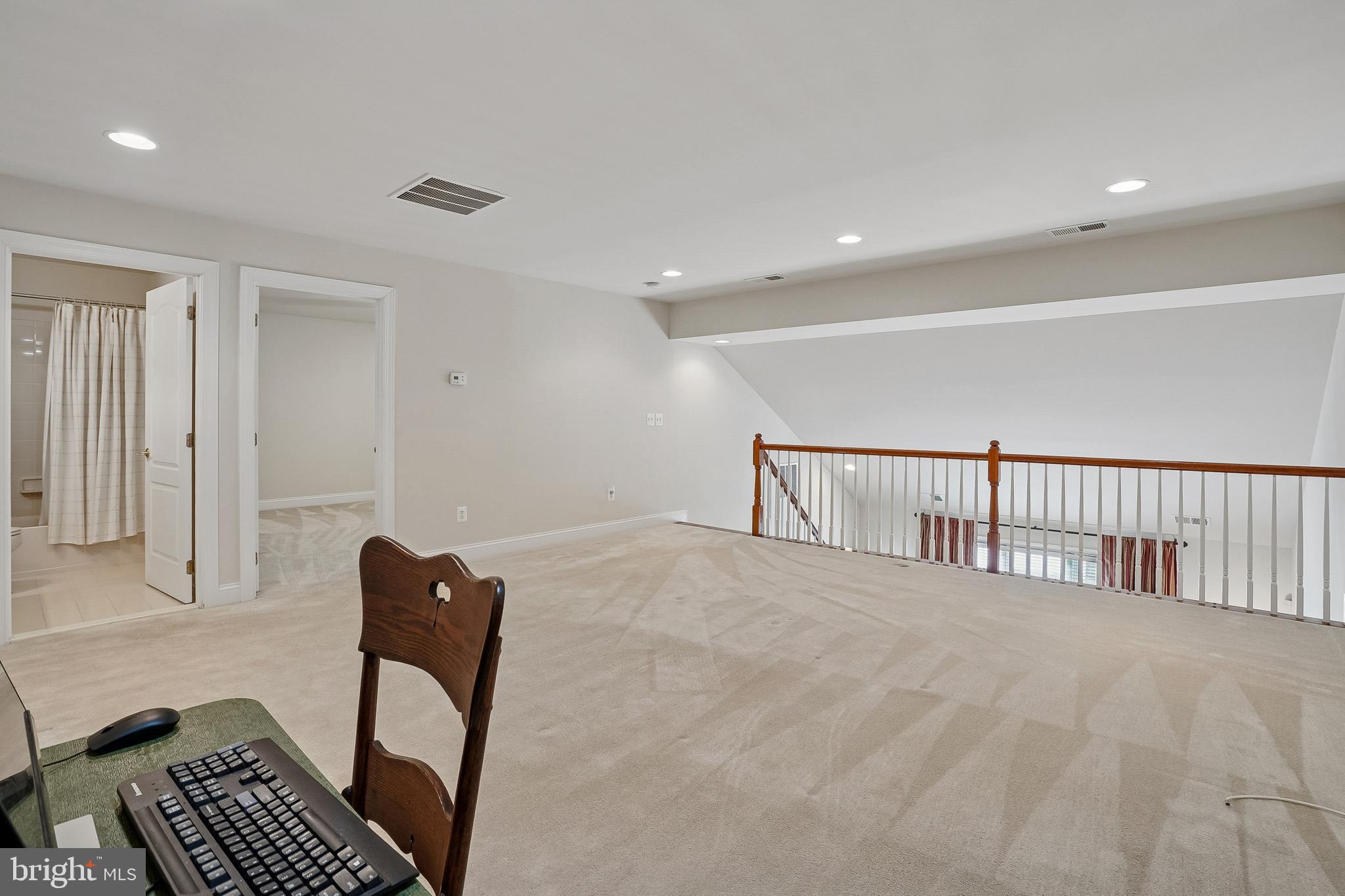 REGENCY AT DOMINION VALLEY - Residential