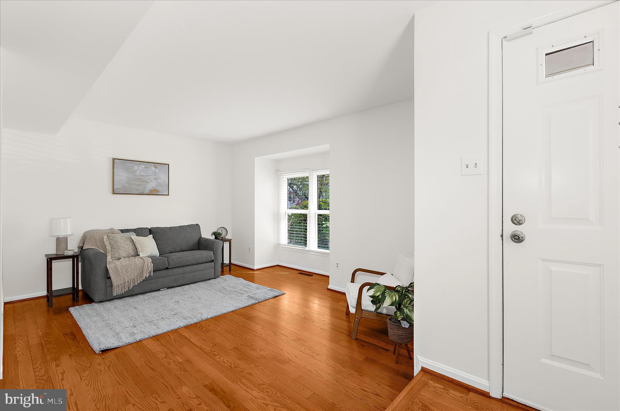 TOLL HOUSE - Residential