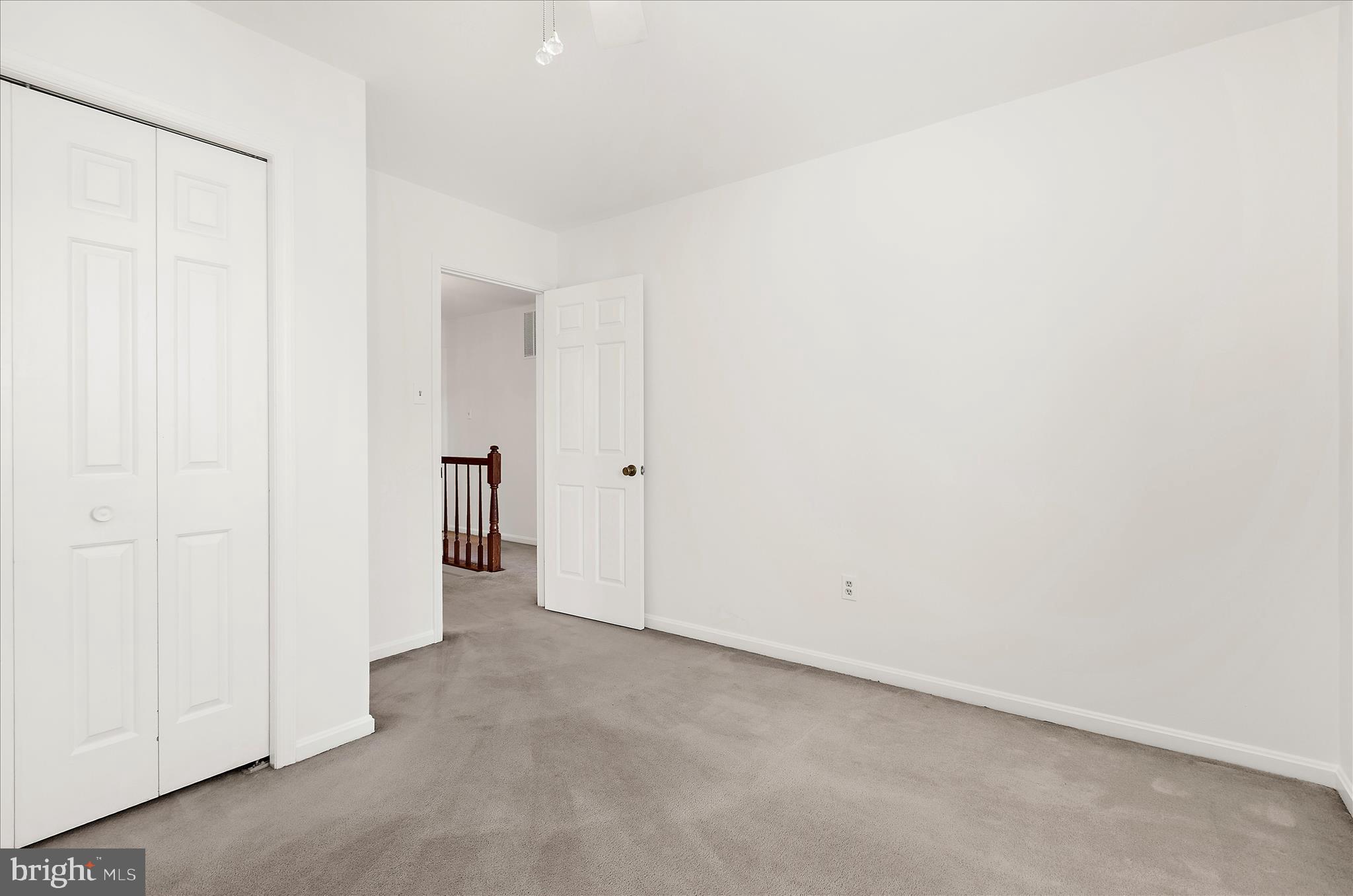 TOLL HOUSE - Residential