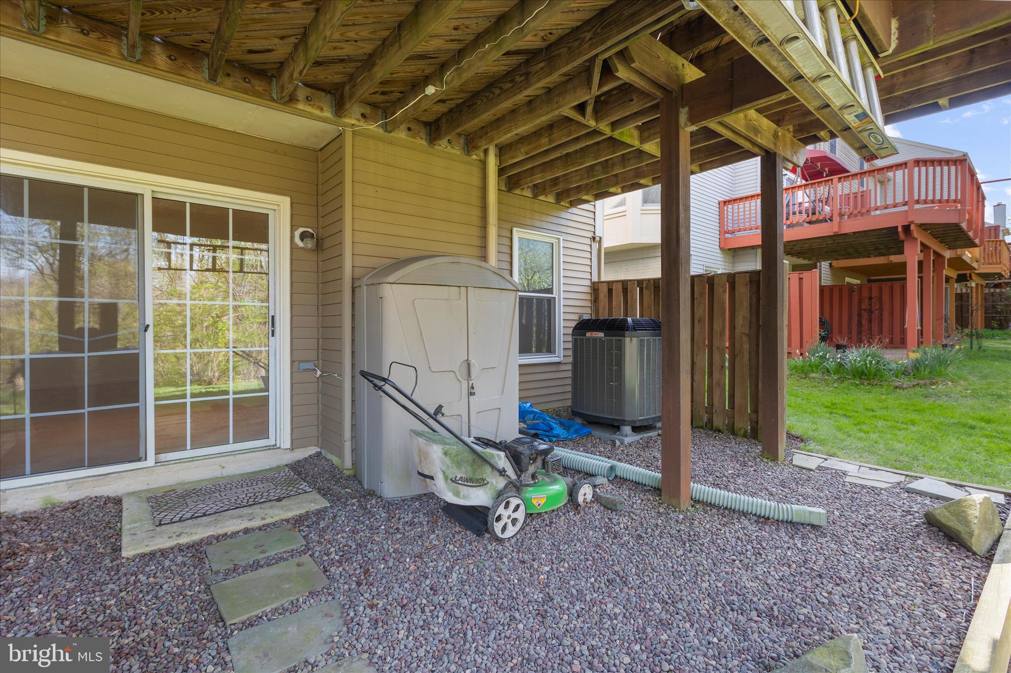 TOLL HOUSE - Residential