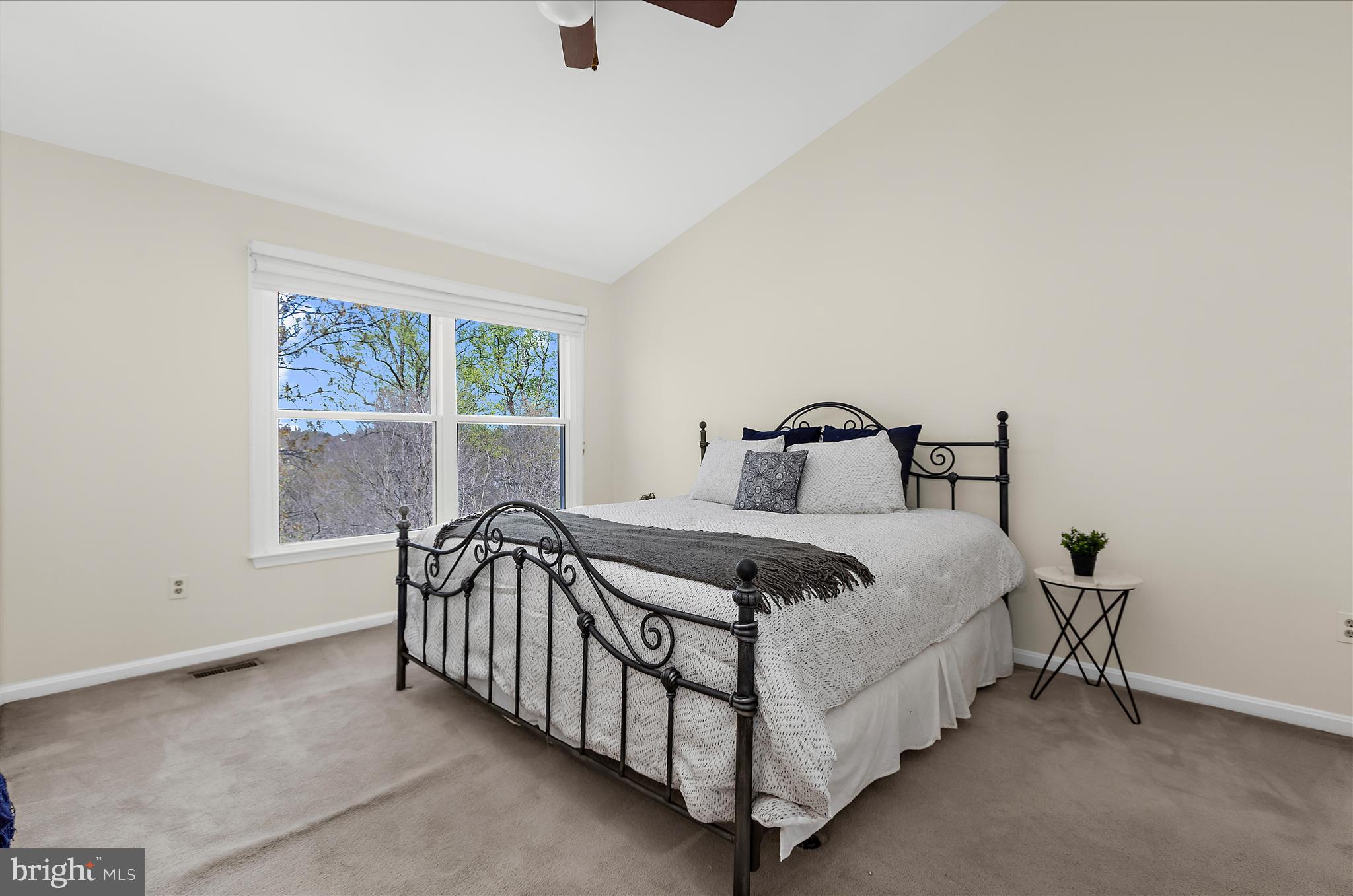 TOLL HOUSE - Residential