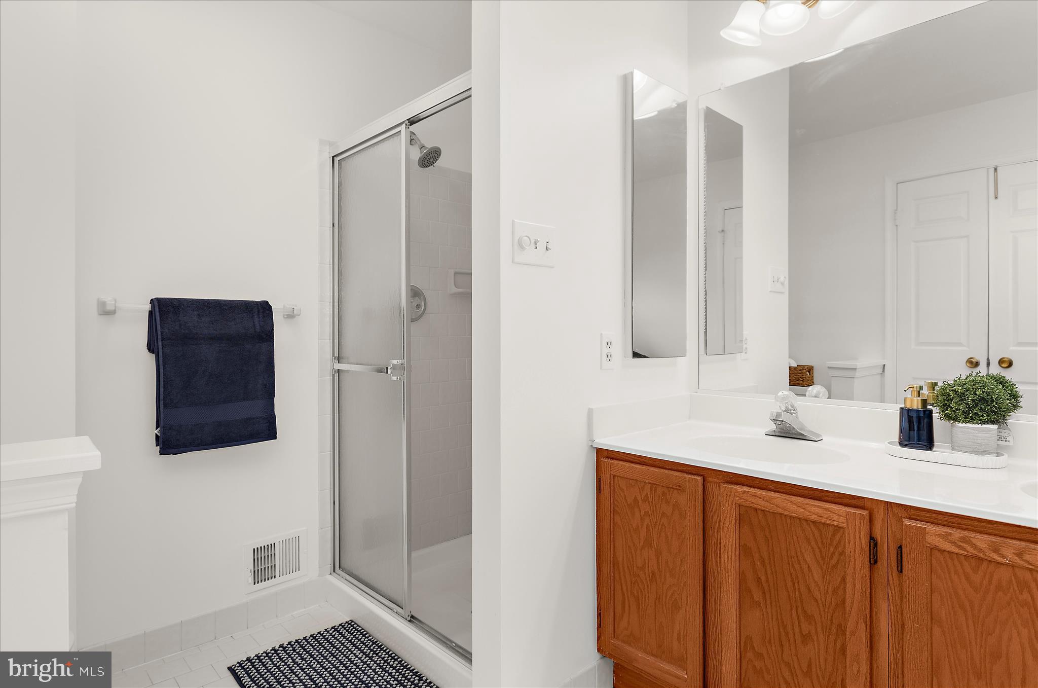 TOLL HOUSE - Residential