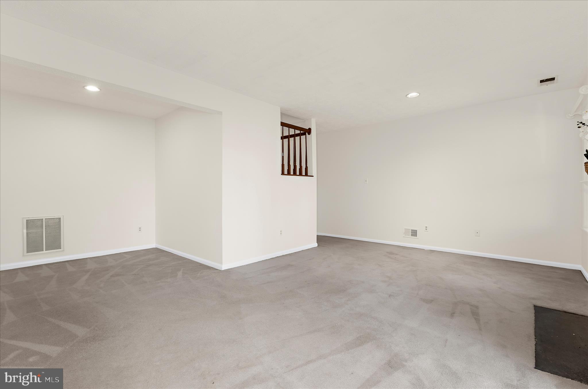 TOLL HOUSE - Residential