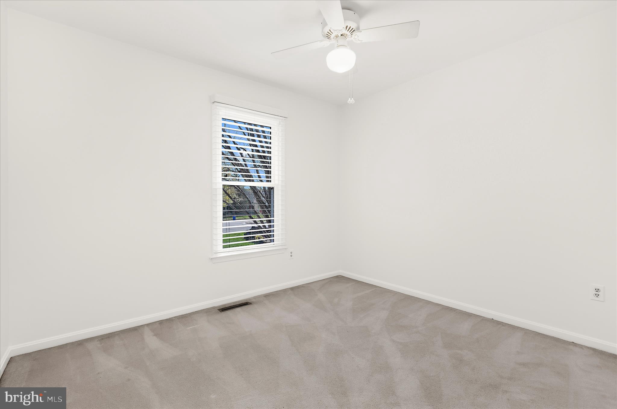 TOLL HOUSE - Residential