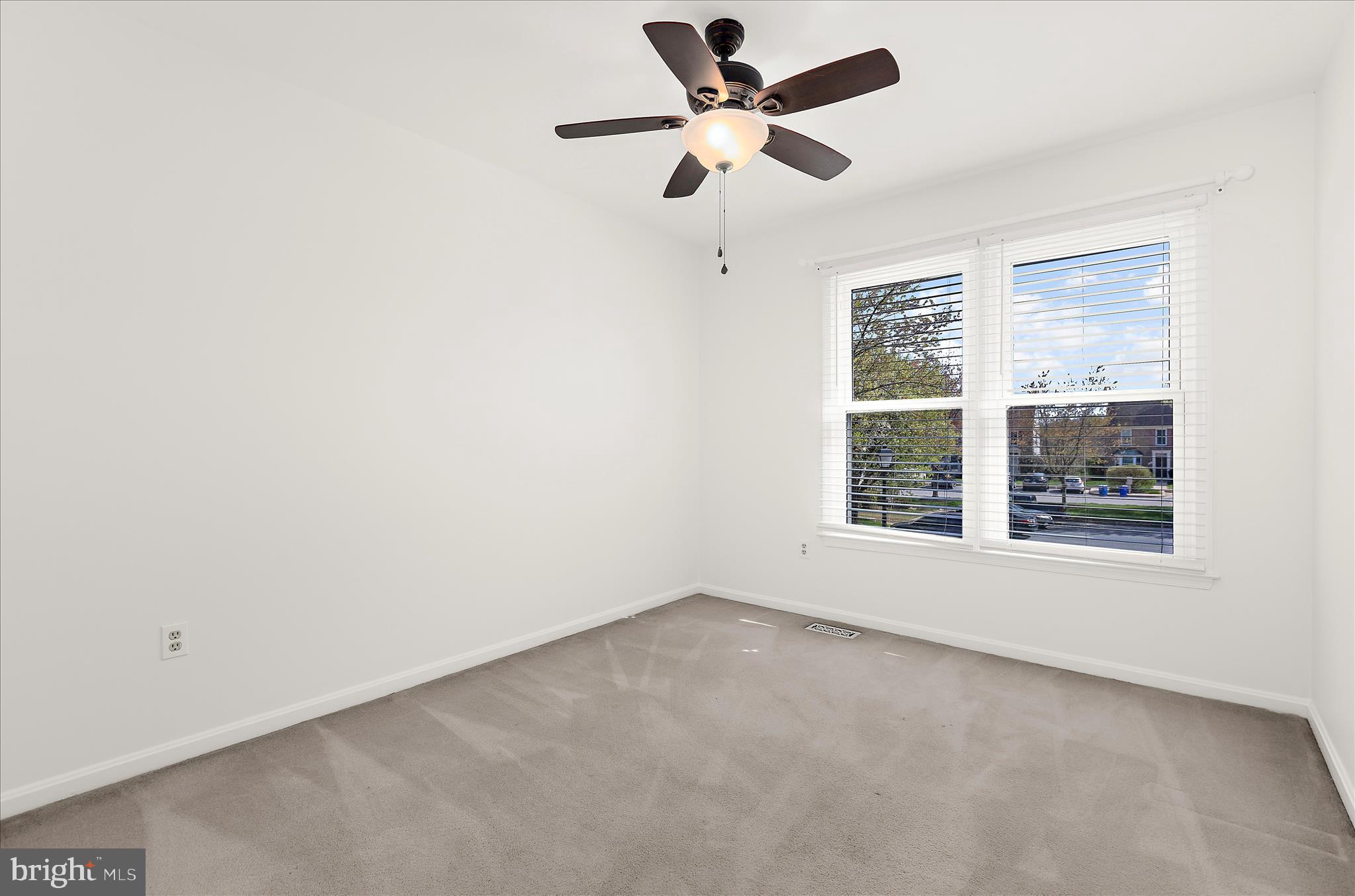 TOLL HOUSE - Residential