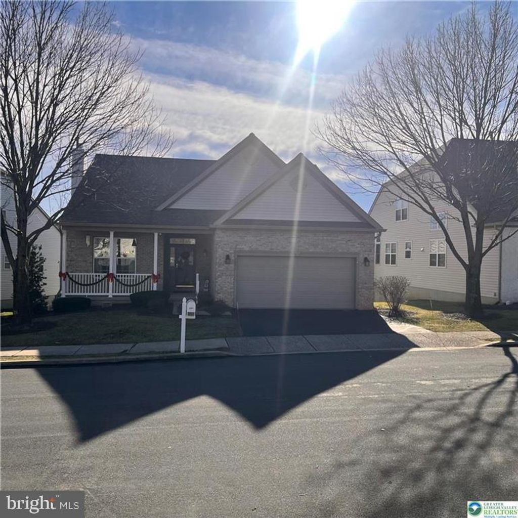 Photo of 3091 Donegal Drive, MACUNGIE, PA 18062 (MLS # PALH2014306)