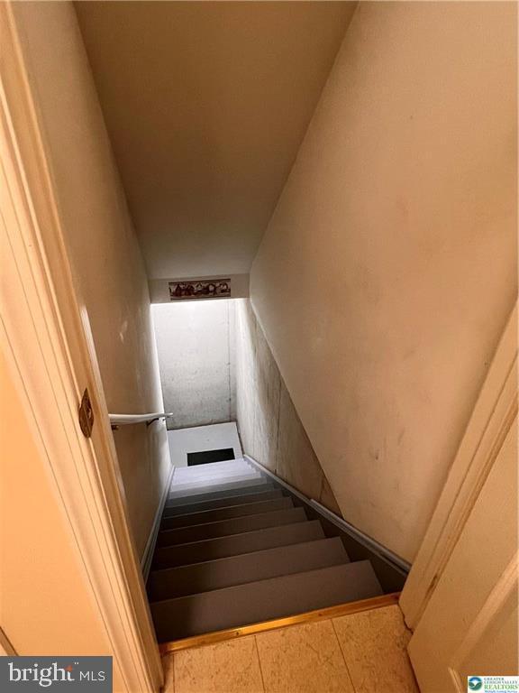 LEGACY OAKS - Residential