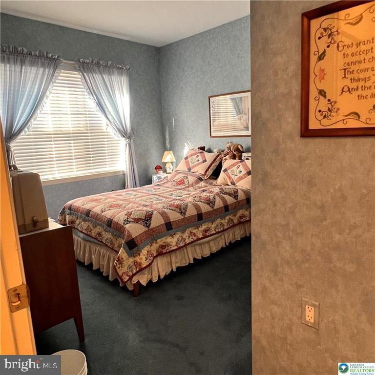 LEGACY OAKS - Residential