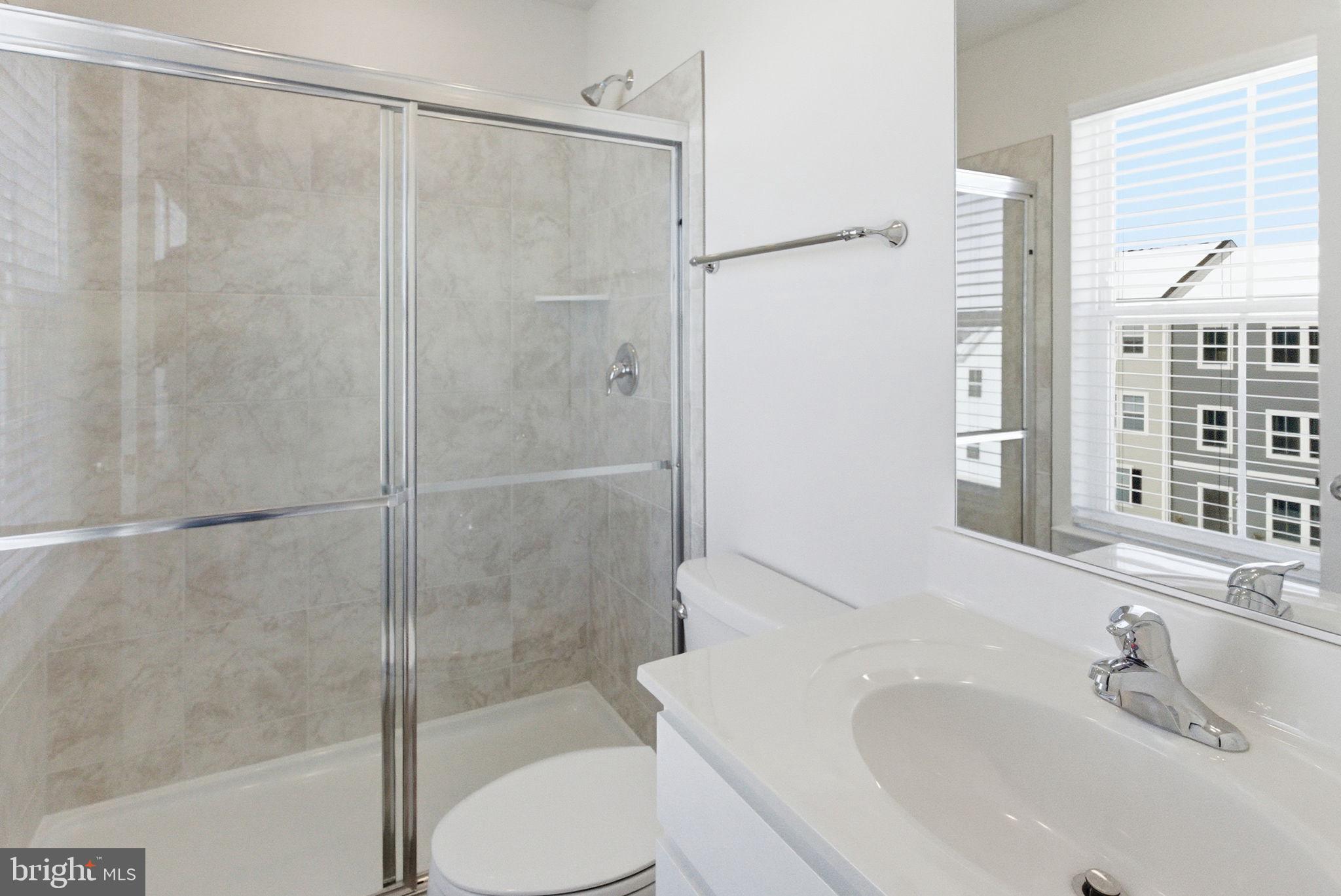 RED CLOVER MEADOWS - Residential Lease