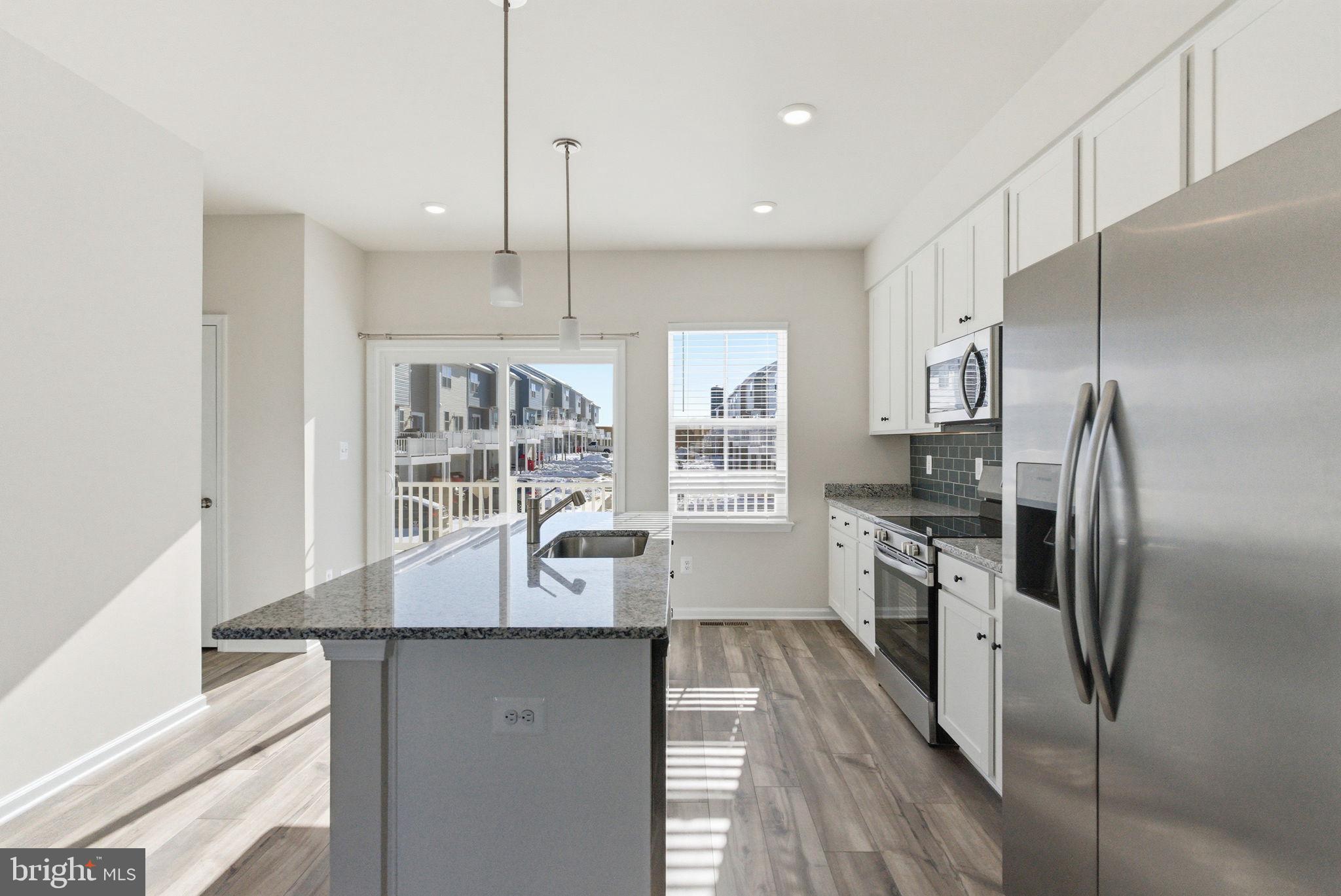 RED CLOVER MEADOWS - Residential Lease