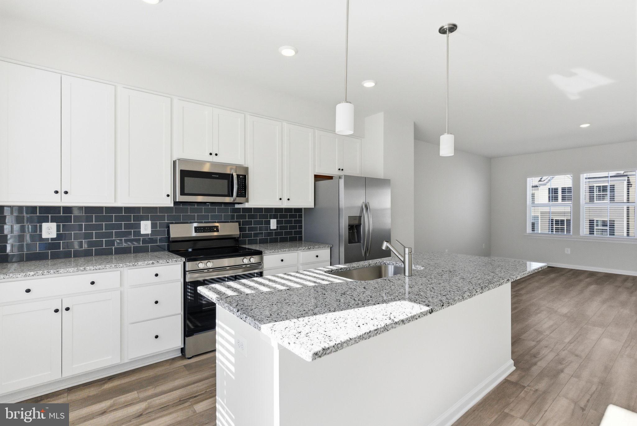 RED CLOVER MEADOWS - Residential Lease