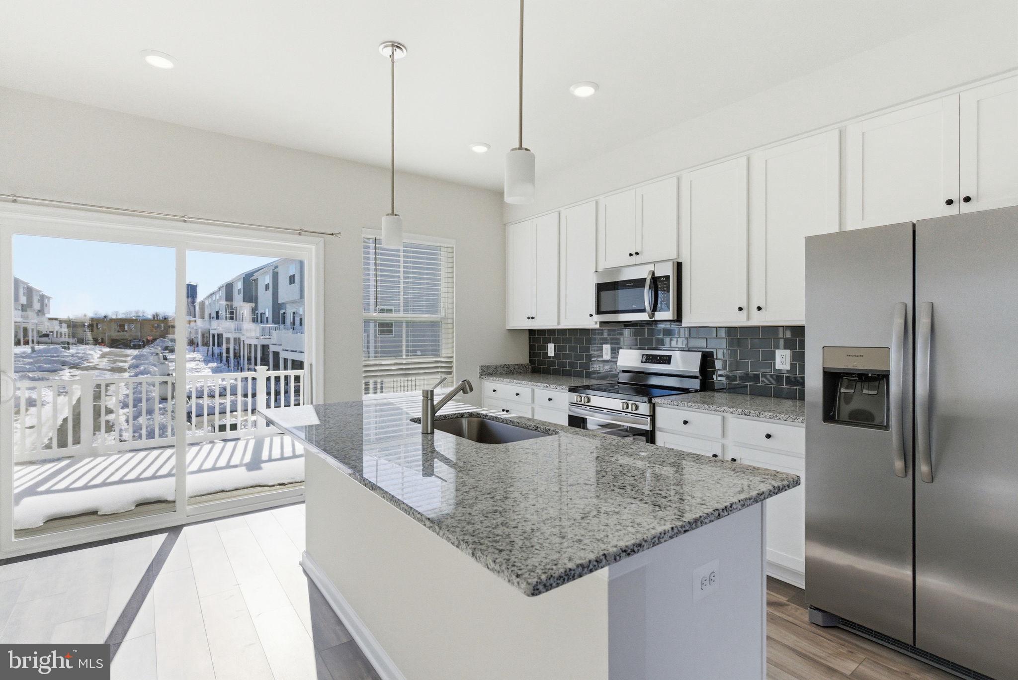 RED CLOVER MEADOWS - Residential Lease