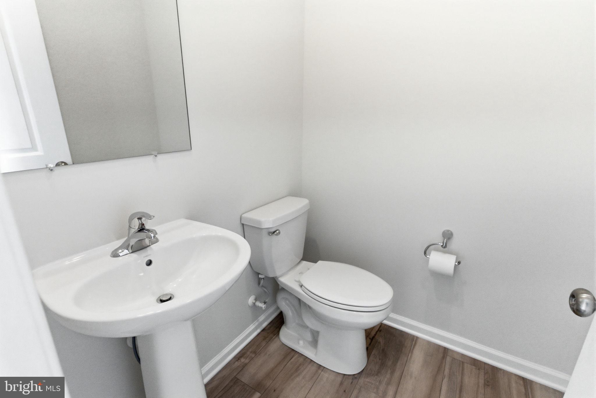 RED CLOVER MEADOWS - Residential Lease