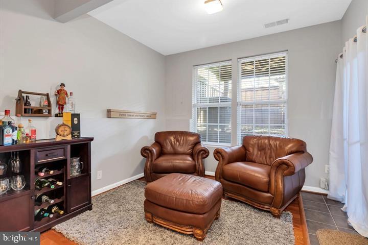 SIGNATURE AT BROADLANDS - Residential Lease