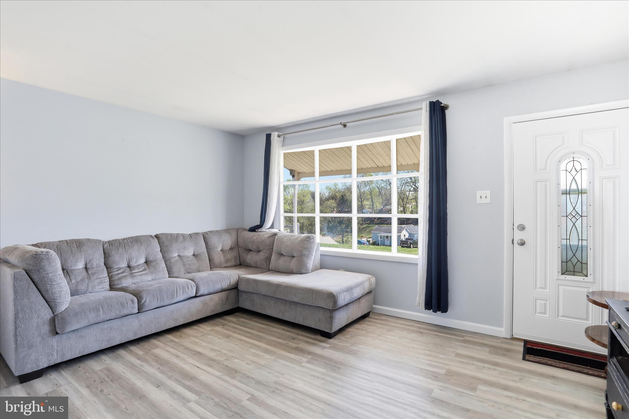 AIRLEY HEIGHTS - Residential