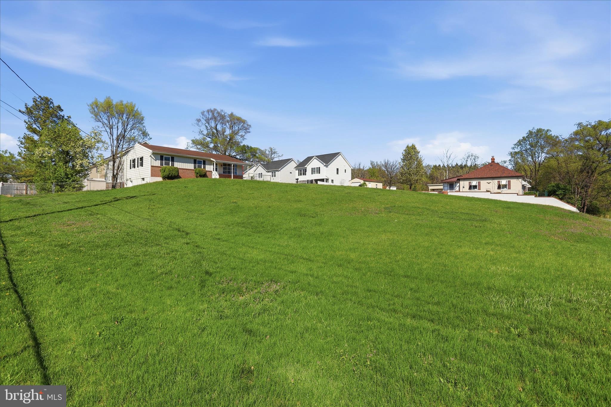 AIRLEY HEIGHTS - Residential