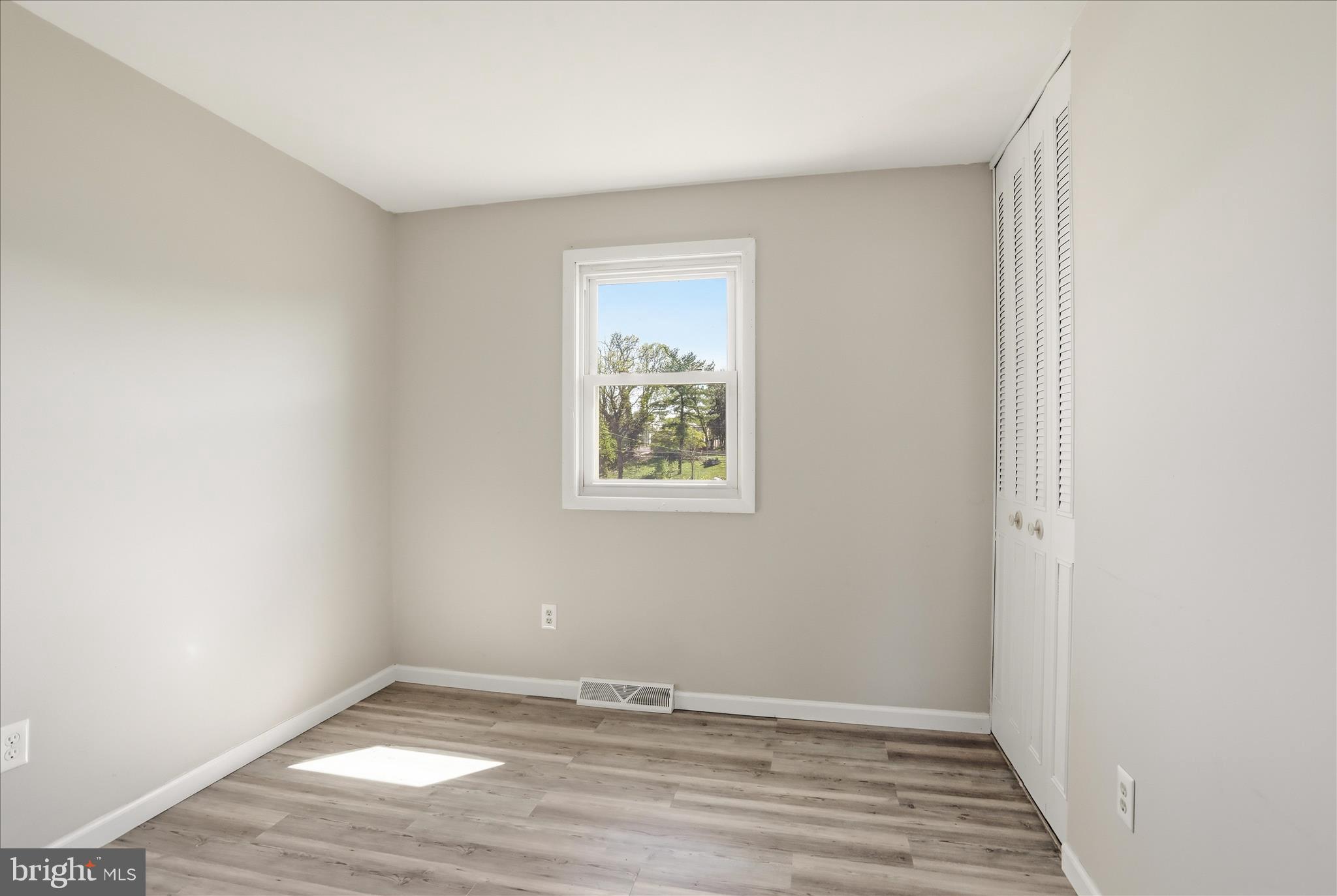 AIRLEY HEIGHTS - Residential