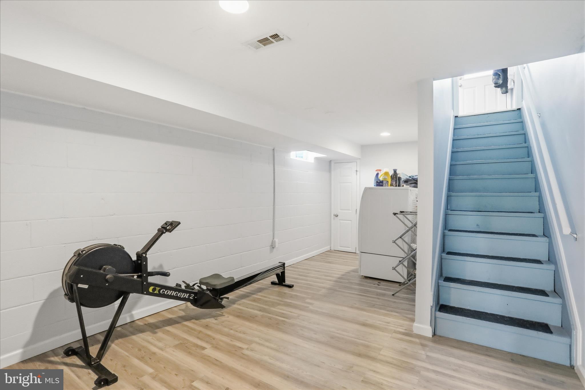 AIRLEY HEIGHTS - Residential