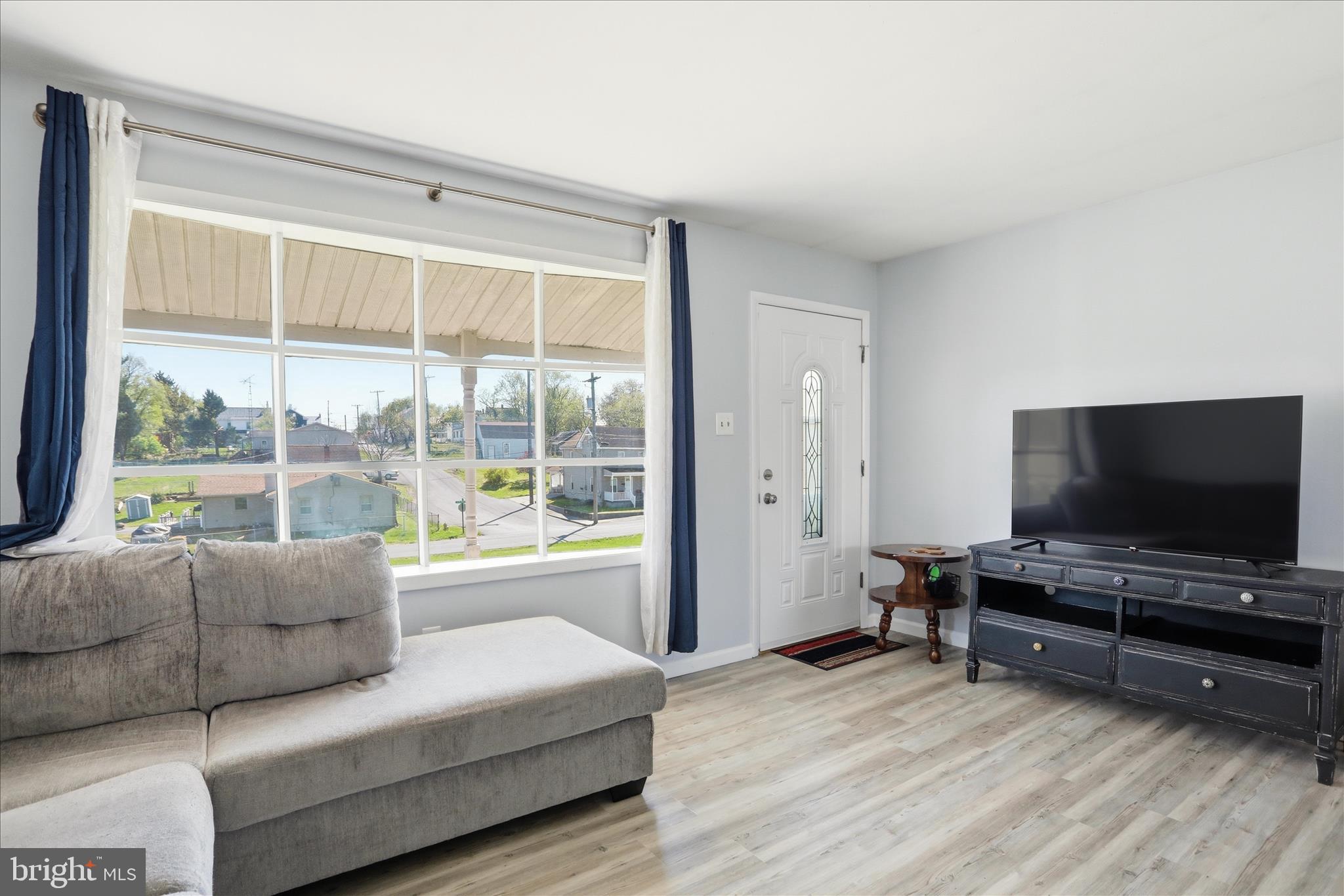 AIRLEY HEIGHTS - Residential