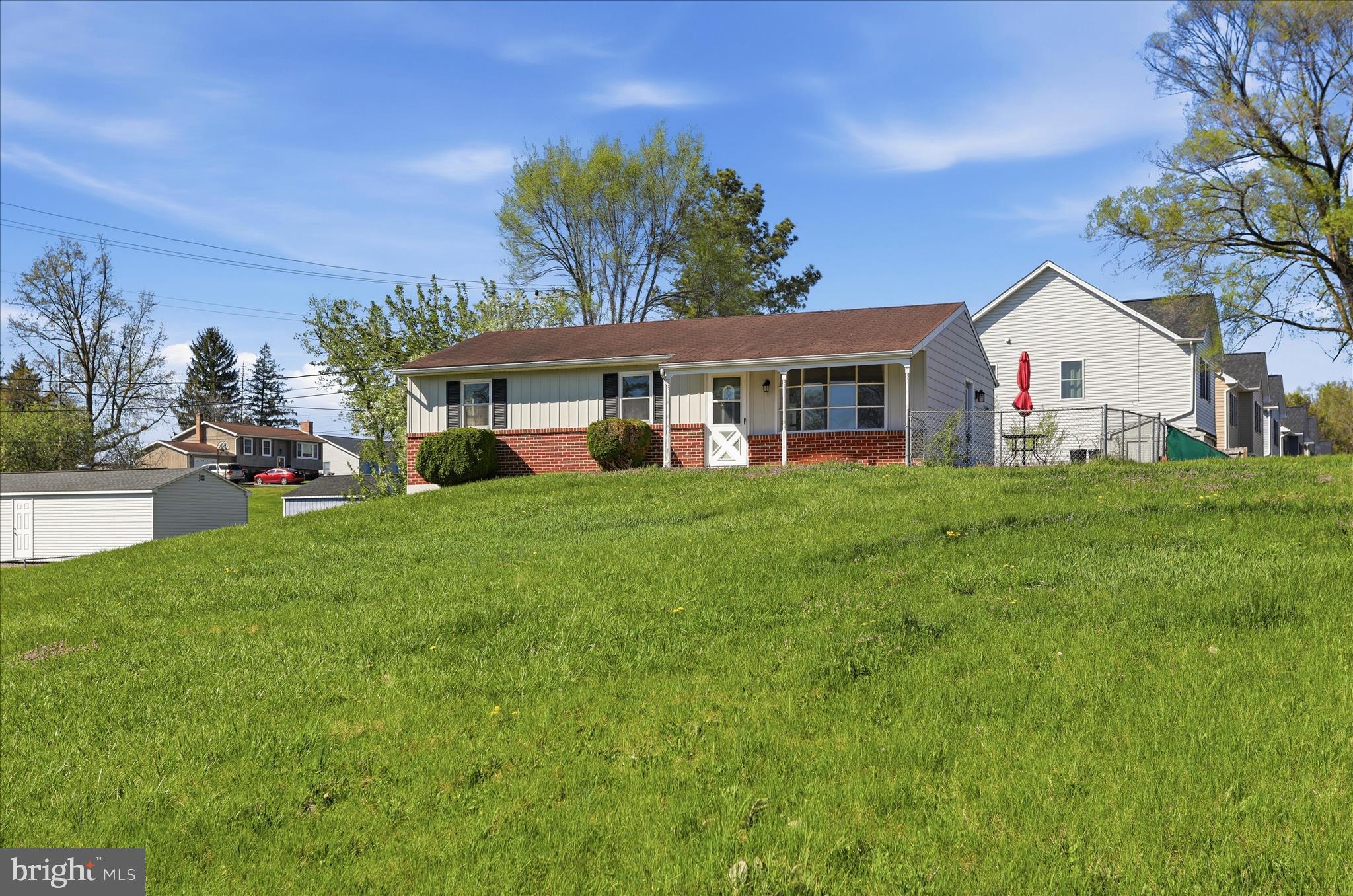 AIRLEY HEIGHTS - Residential