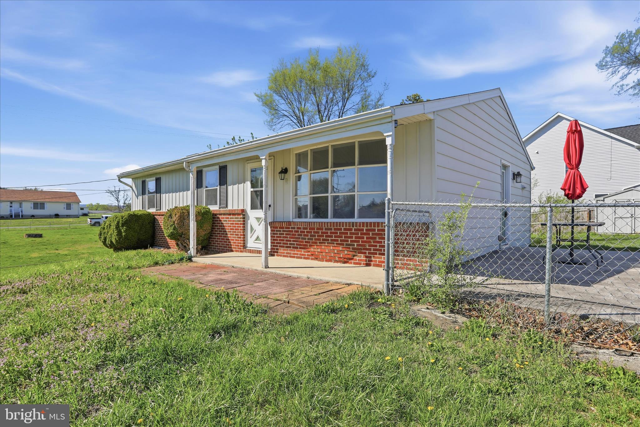 AIRLEY HEIGHTS - Residential