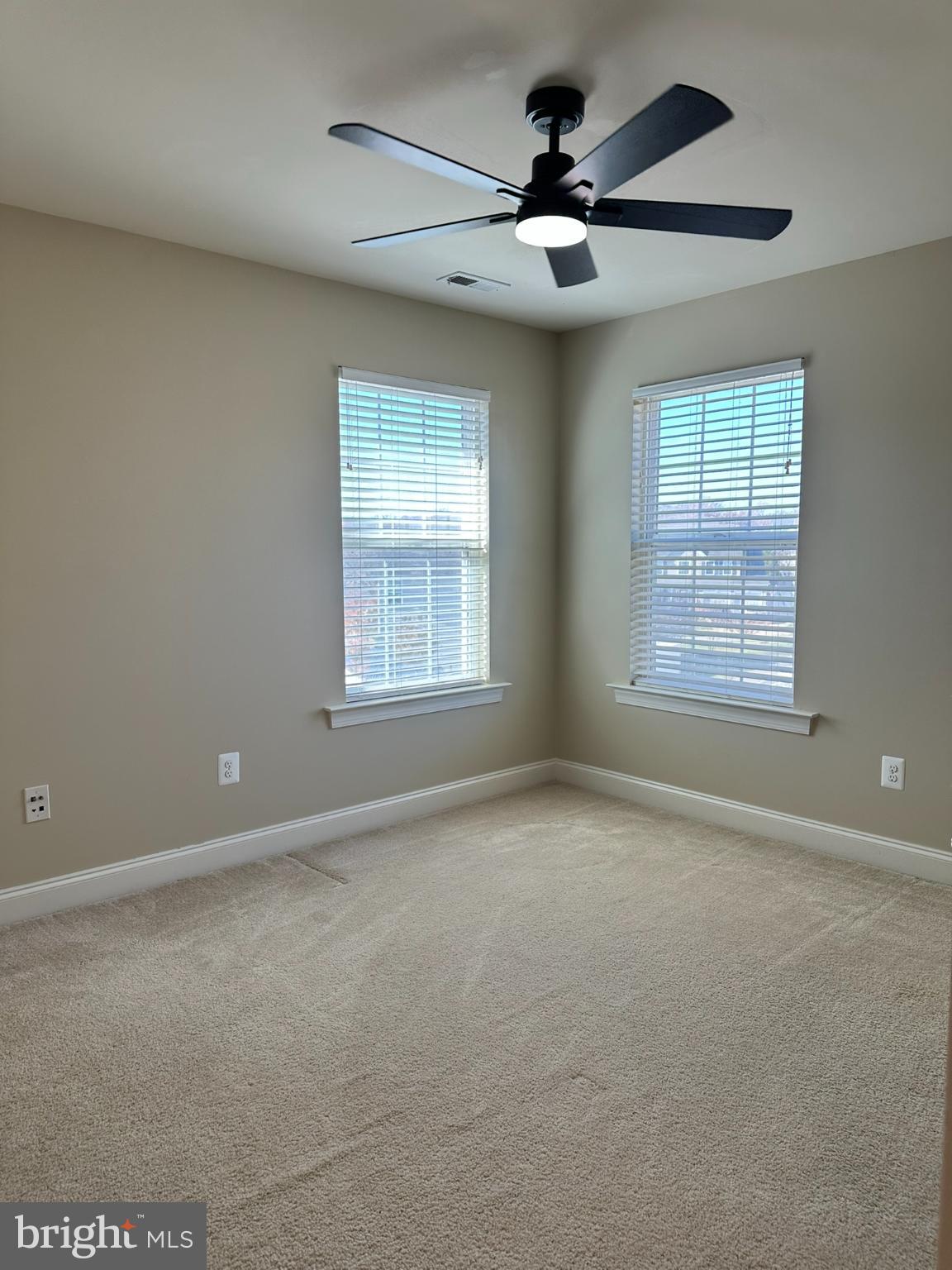 BROAD CREEK - Residential Lease