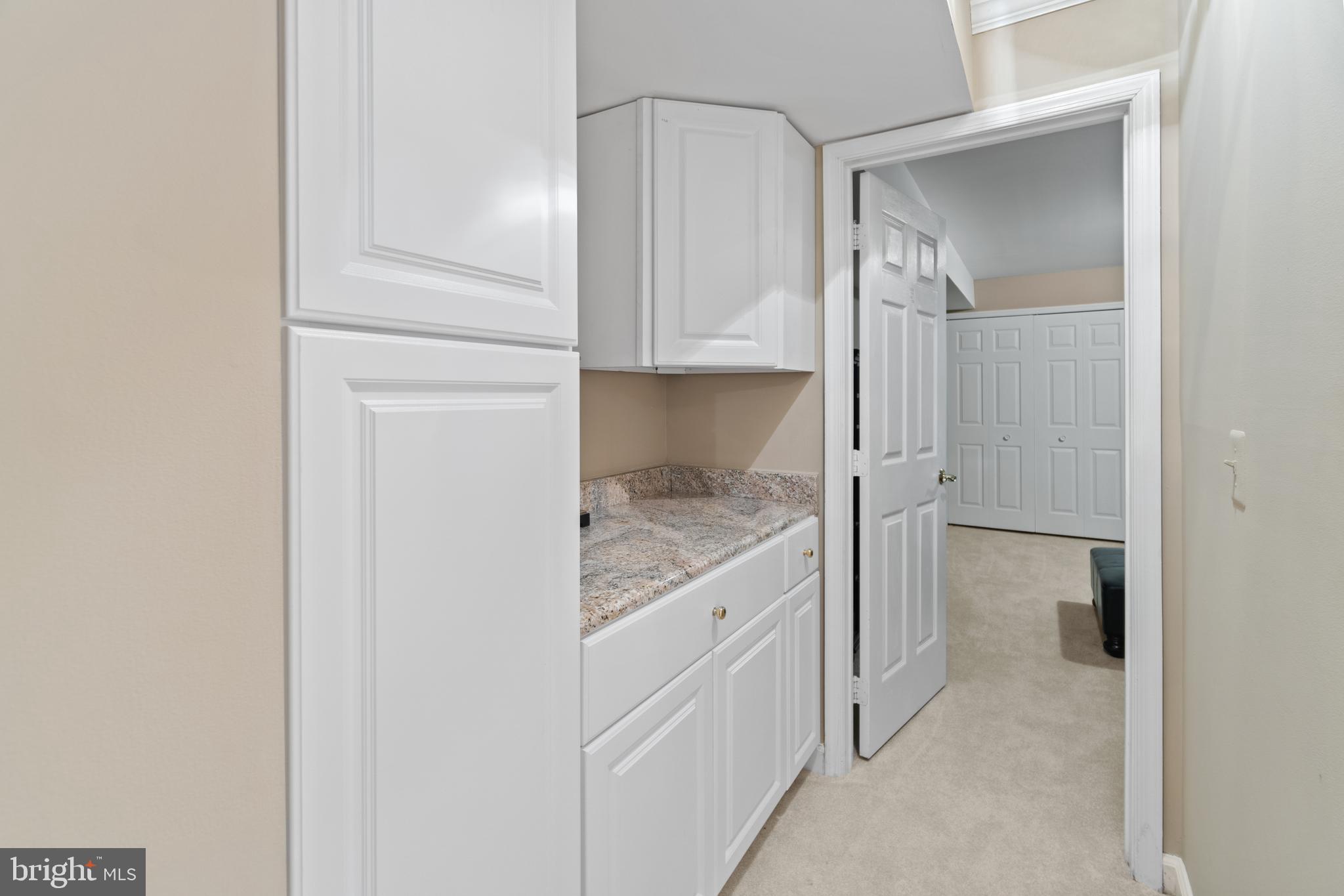 GREAT OAK - Residential