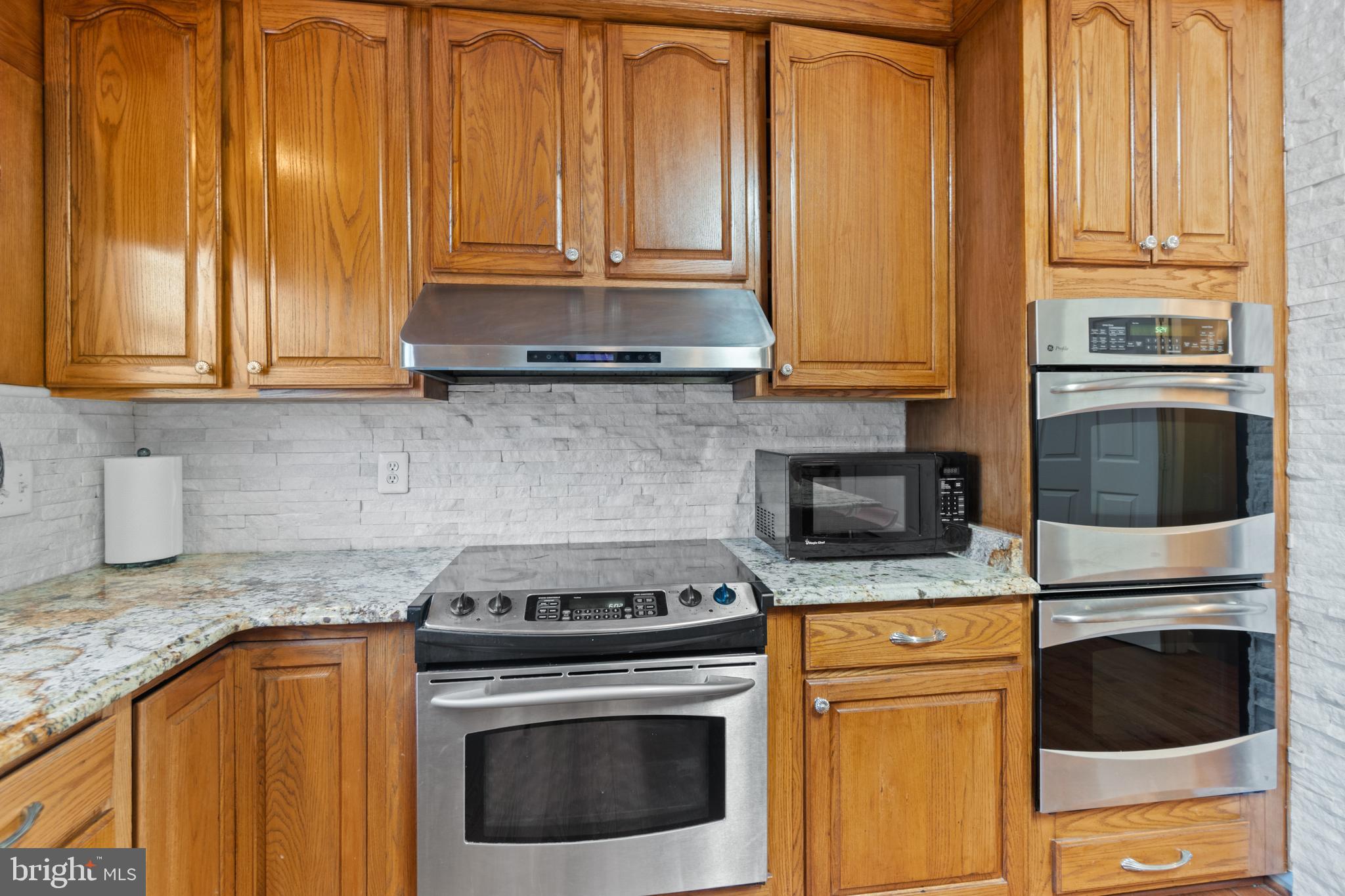 GREAT OAK - Residential
