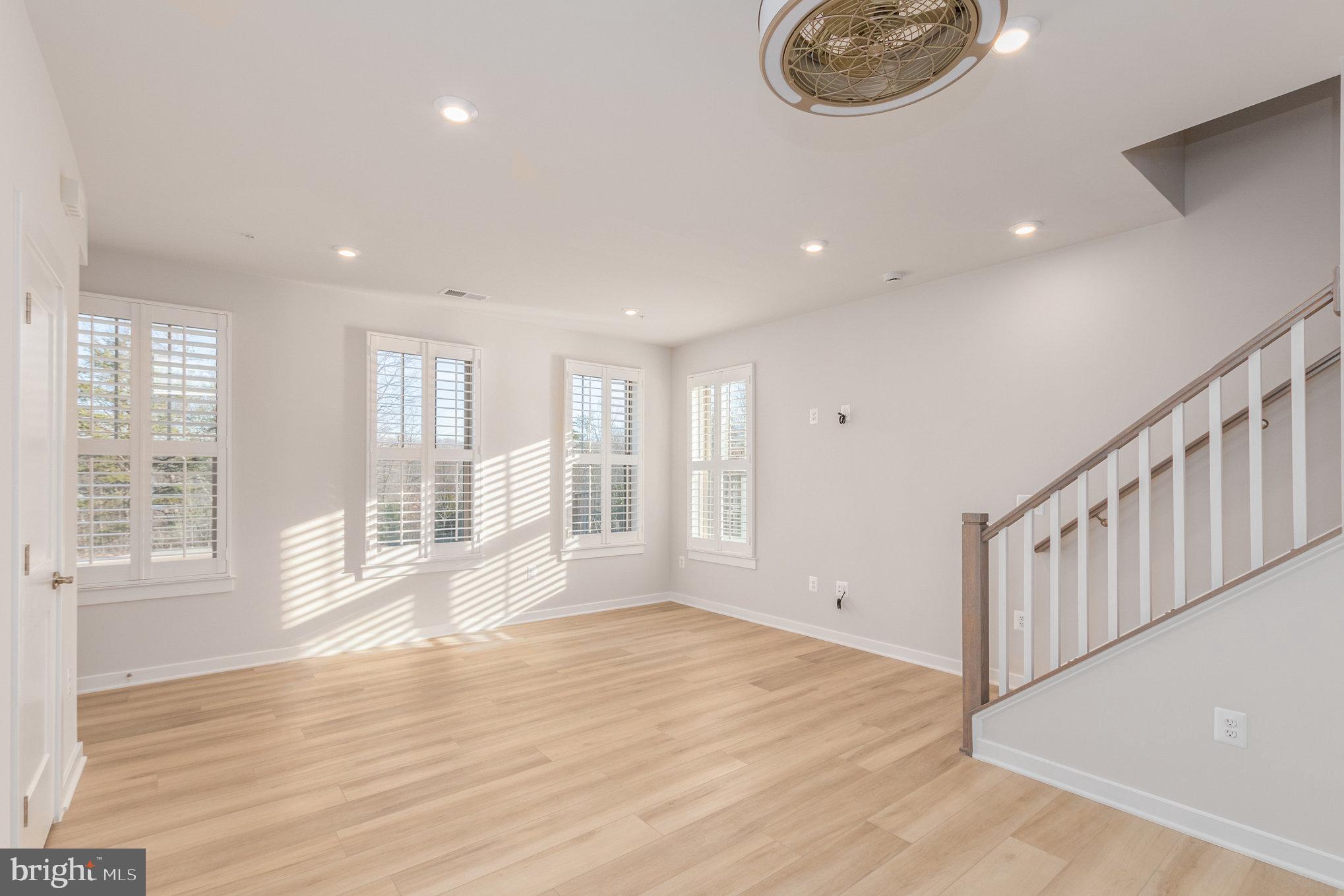 VILLAGE AT MANASSAS PARK - Residential Lease