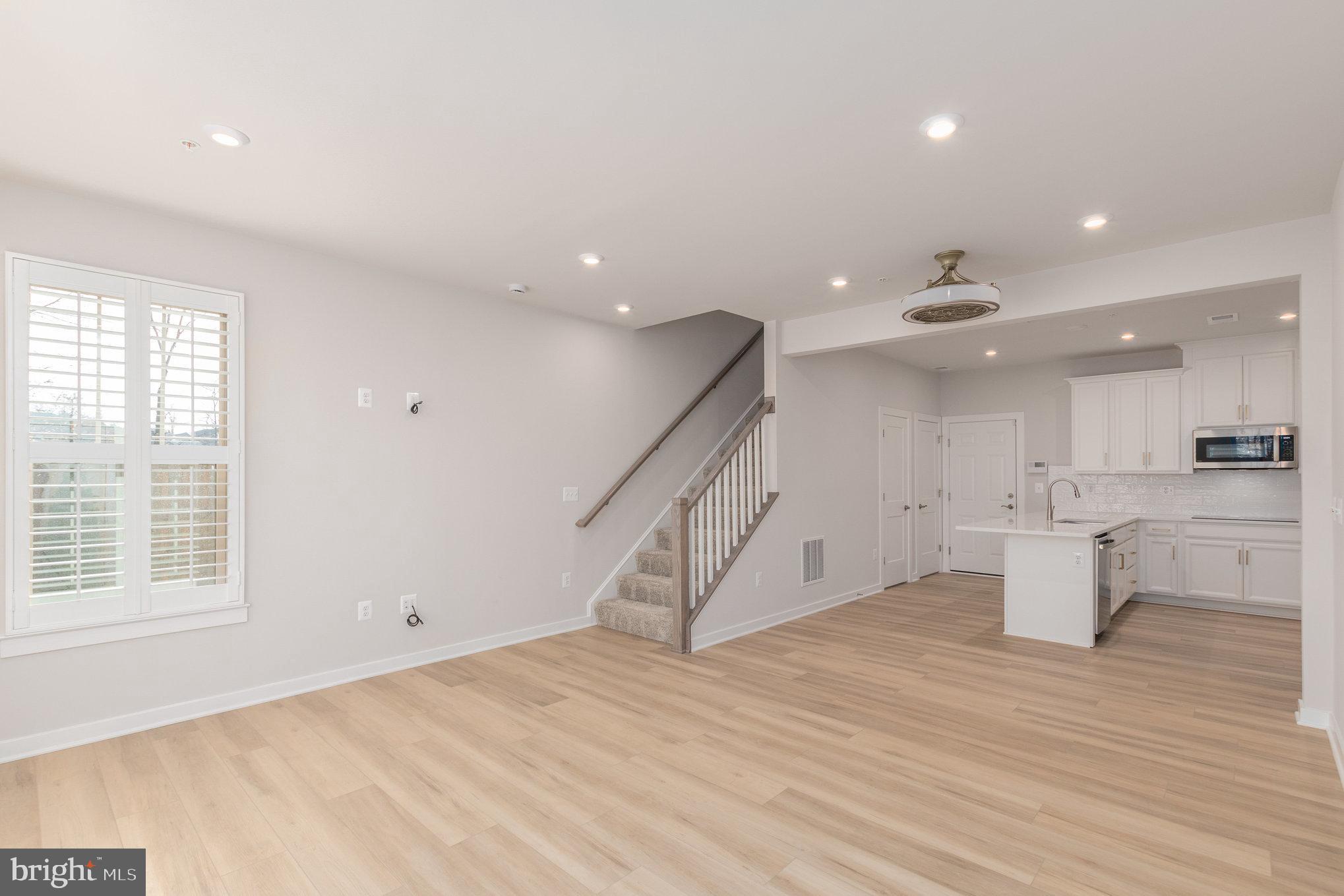 VILLAGE AT MANASSAS PARK - Residential Lease