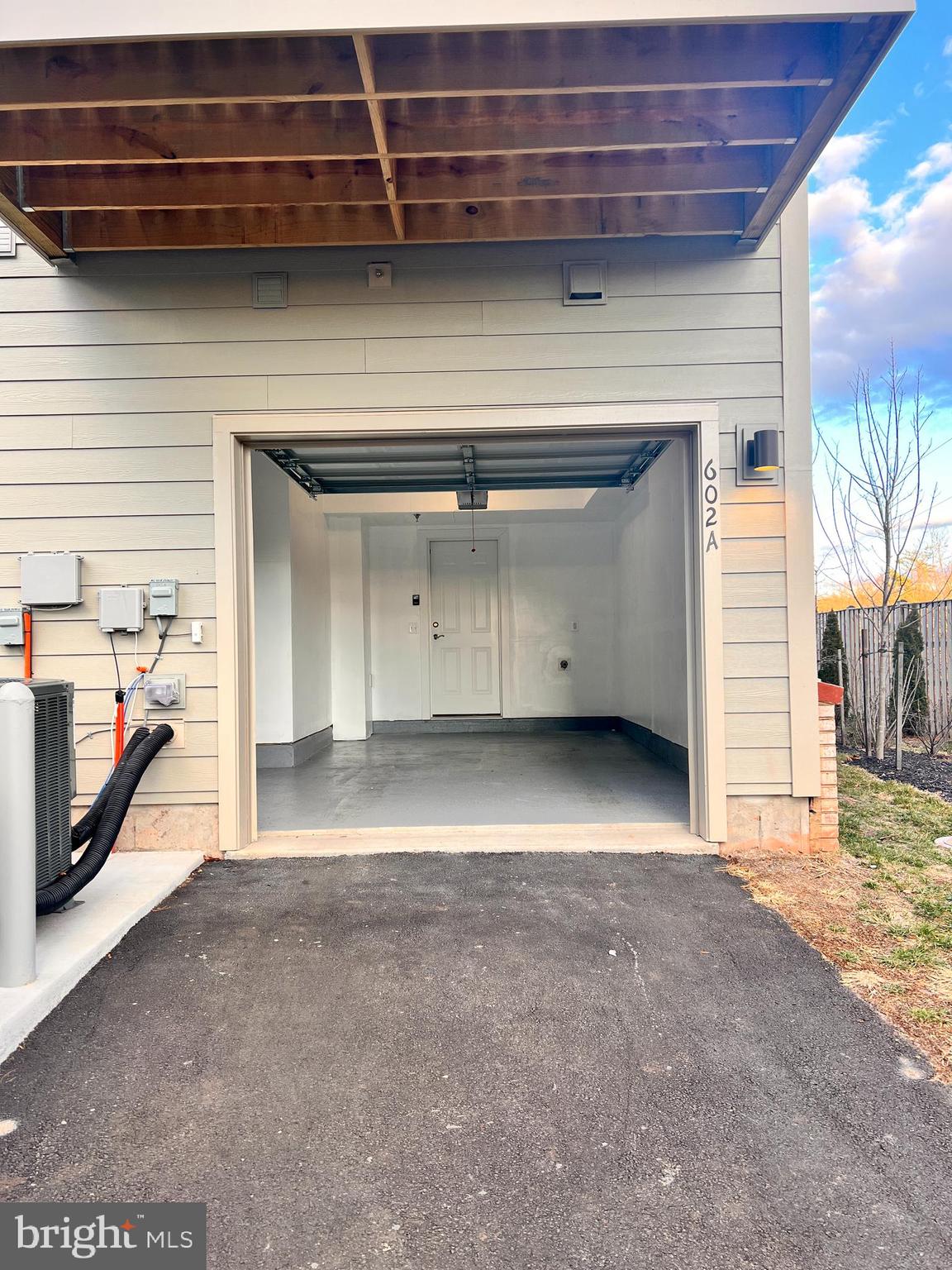 VILLAGE AT MANASSAS PARK - Residential Lease