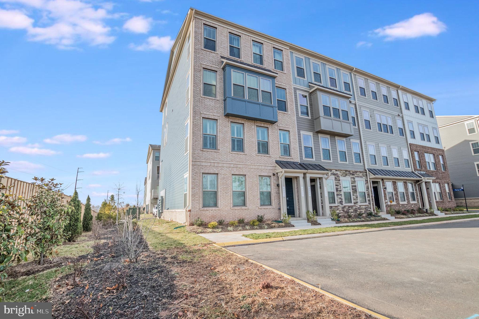 VILLAGE AT MANASSAS PARK - Residential Lease