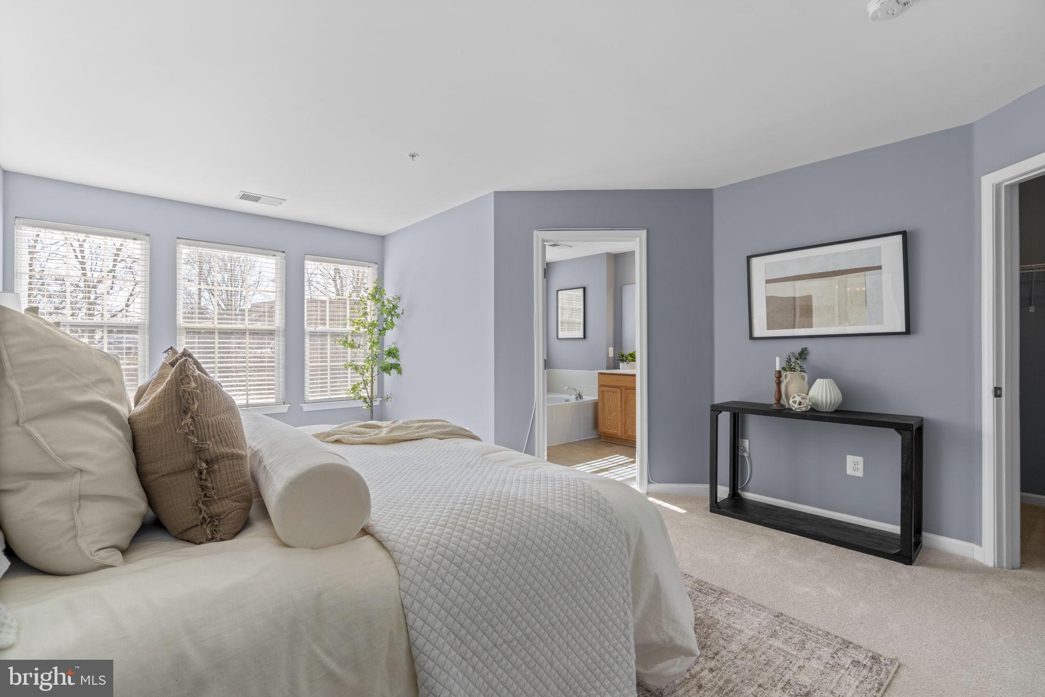 BELMONT STATION - Residential