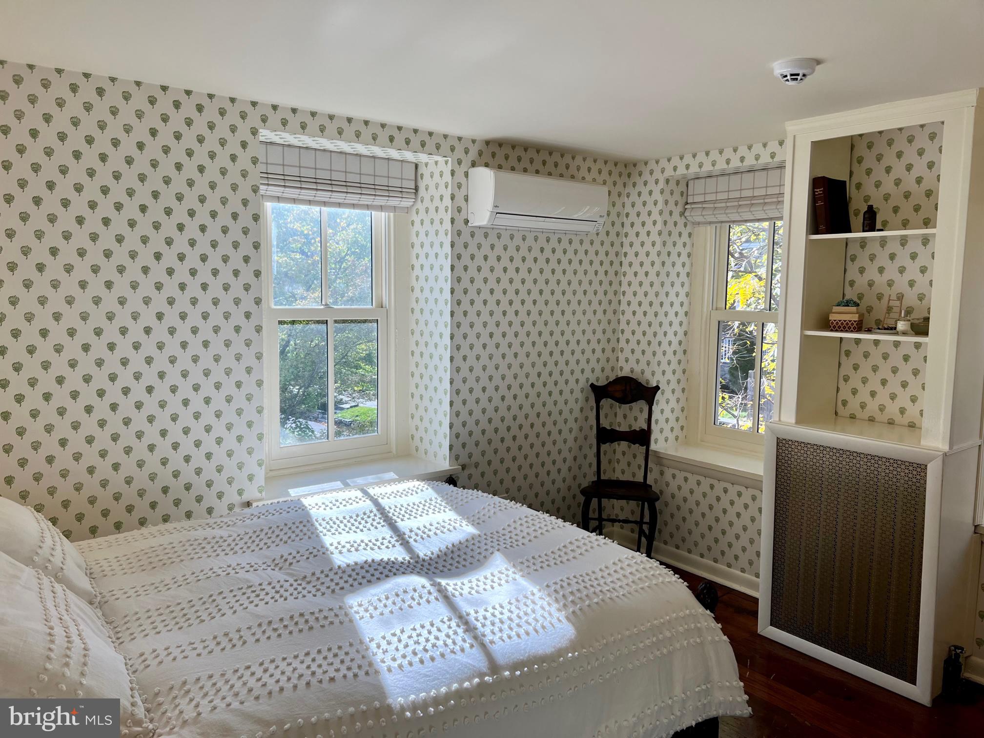 CHESTNUT HILL - Residential Lease